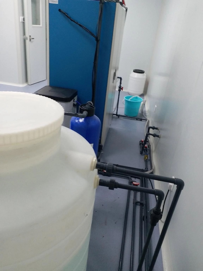 水思源檢驗(yàn)科純水設(shè)備