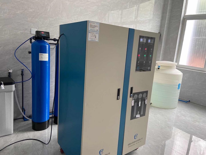 水思源檢驗(yàn)科純水設(shè)備