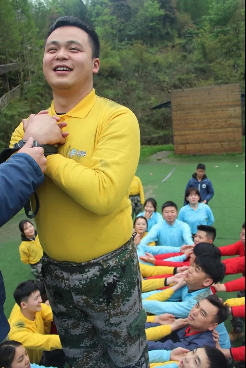 水思源——熔煉團(tuán)隊(duì)、拓展未來(lái)！