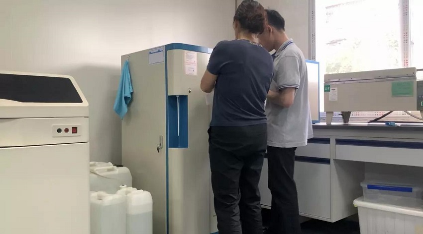 檢驗科純水機(jī) 檢驗科純水機(jī)